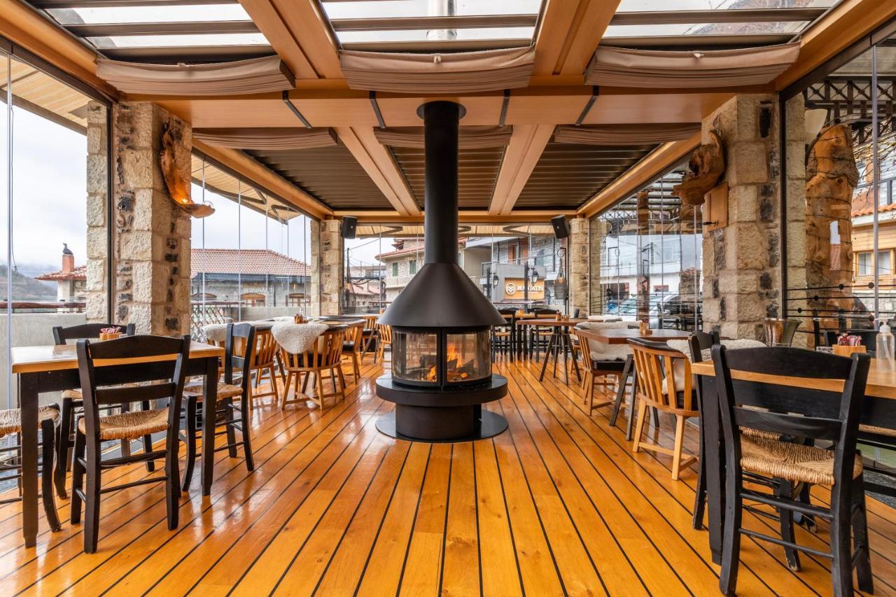 Kentrikon Hotel Лагадия Екстериор снимка