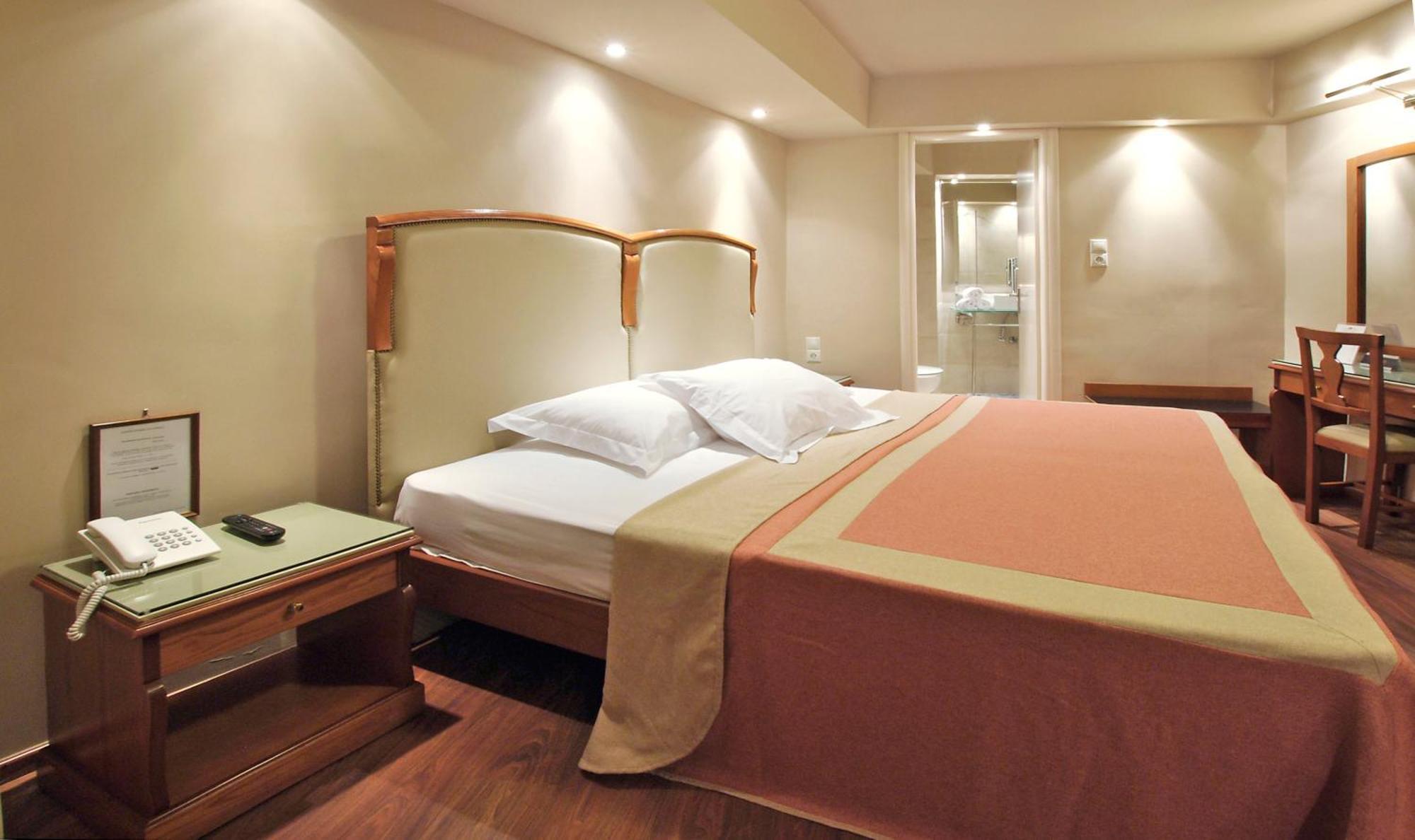 Kentrikon Hotel Лагадия Стая снимка