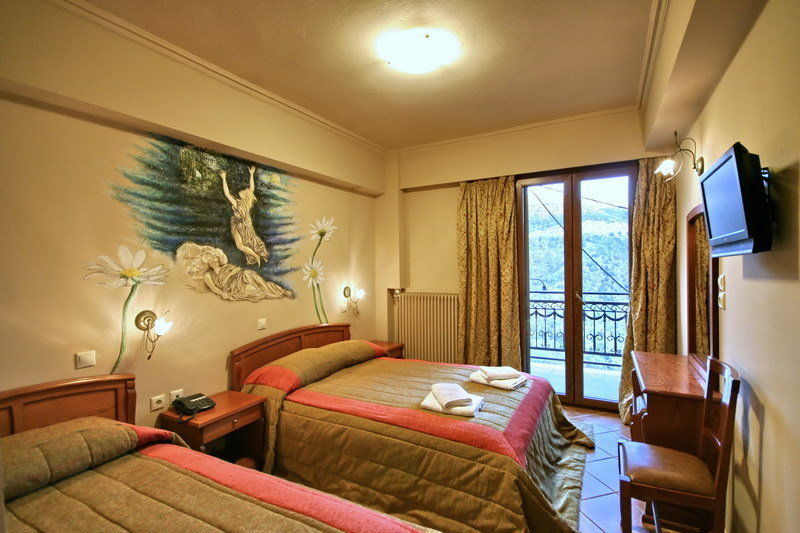 Kentrikon Hotel Лагадия Екстериор снимка