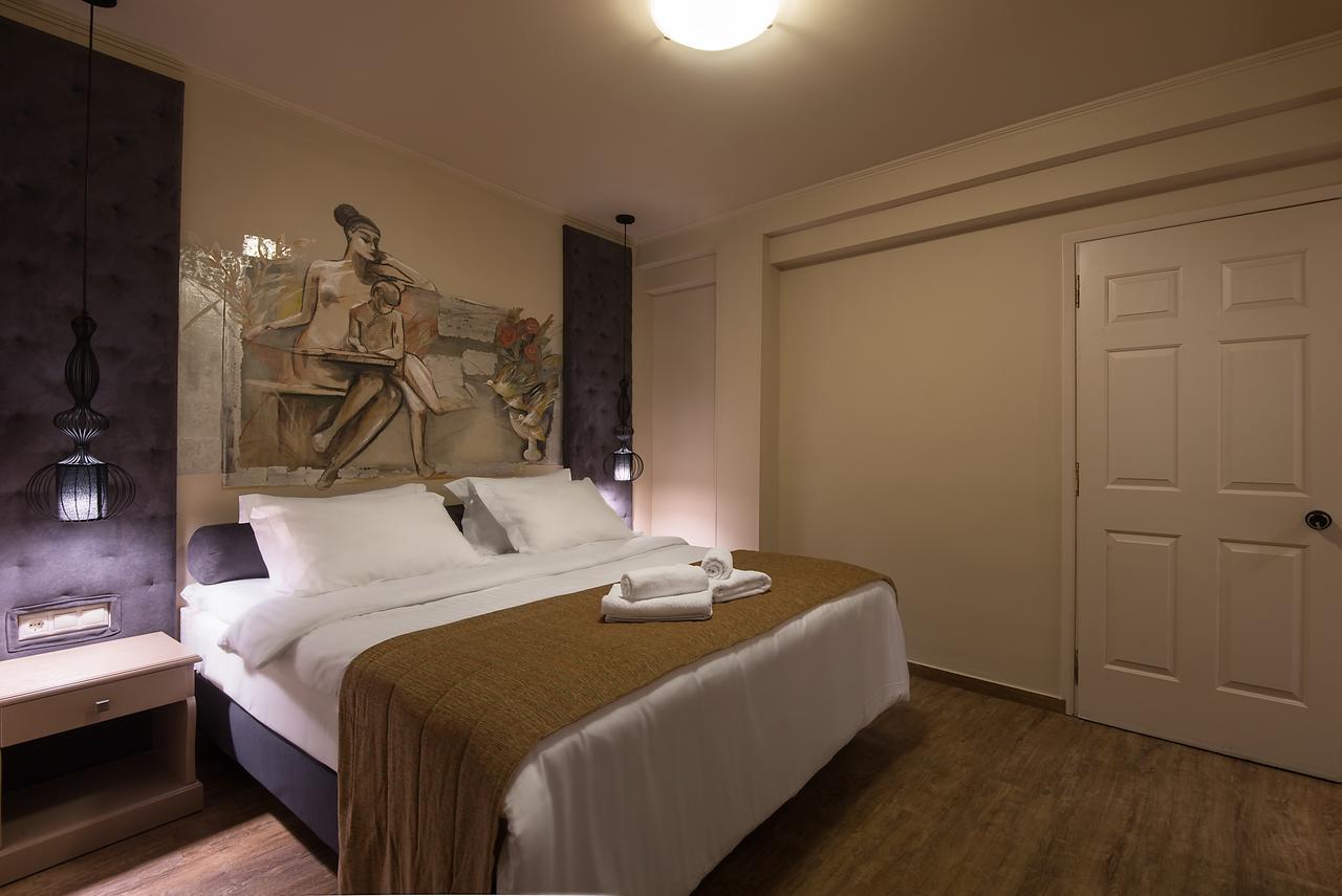 Kentrikon Hotel Лагадия Екстериор снимка