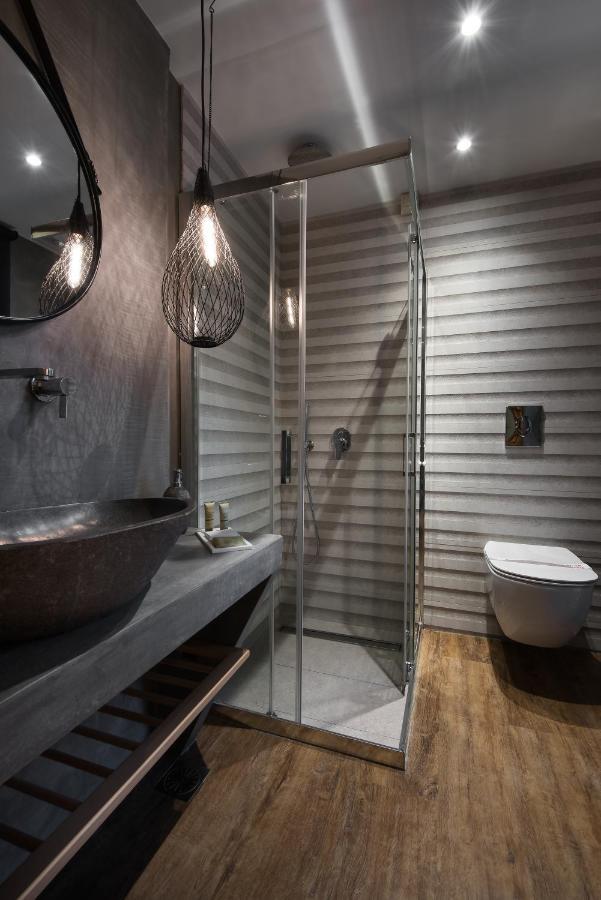 Kentrikon Hotel Лагадия Екстериор снимка