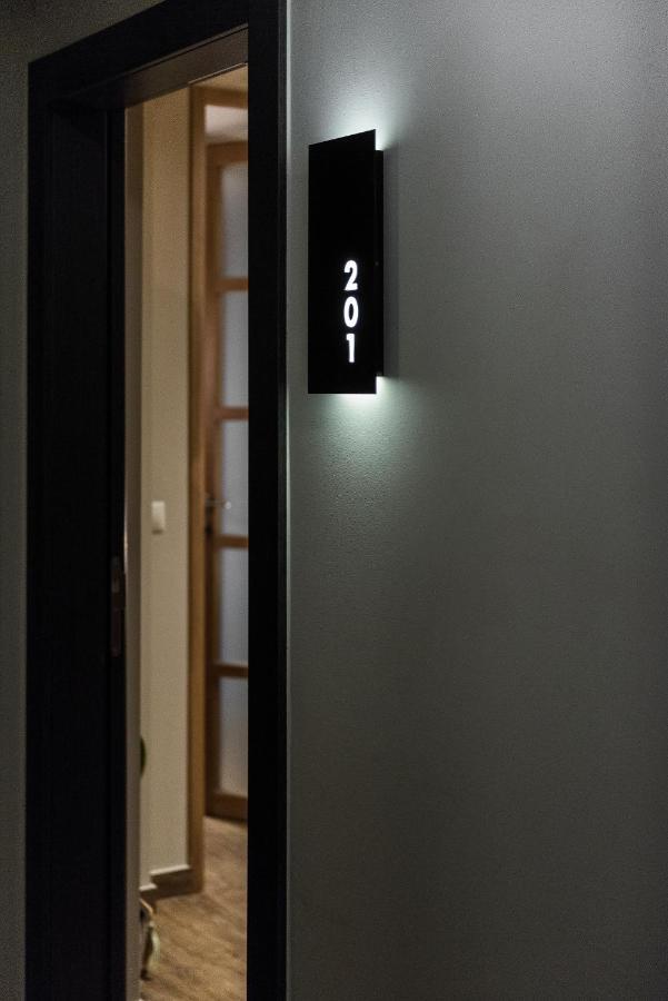 Kentrikon Hotel Лагадия Екстериор снимка